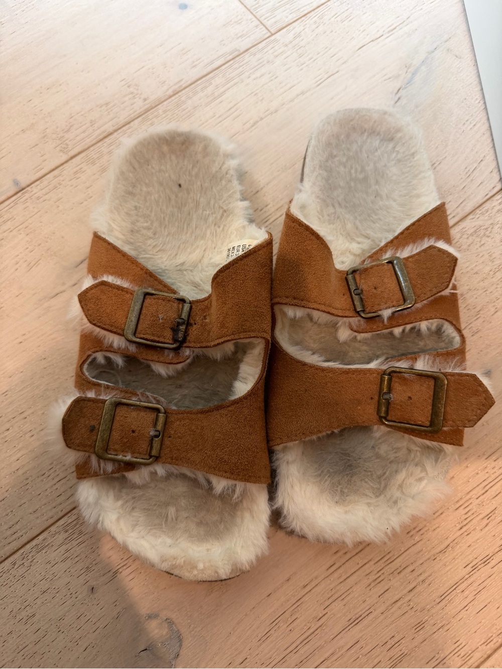 Furry slippers size 7